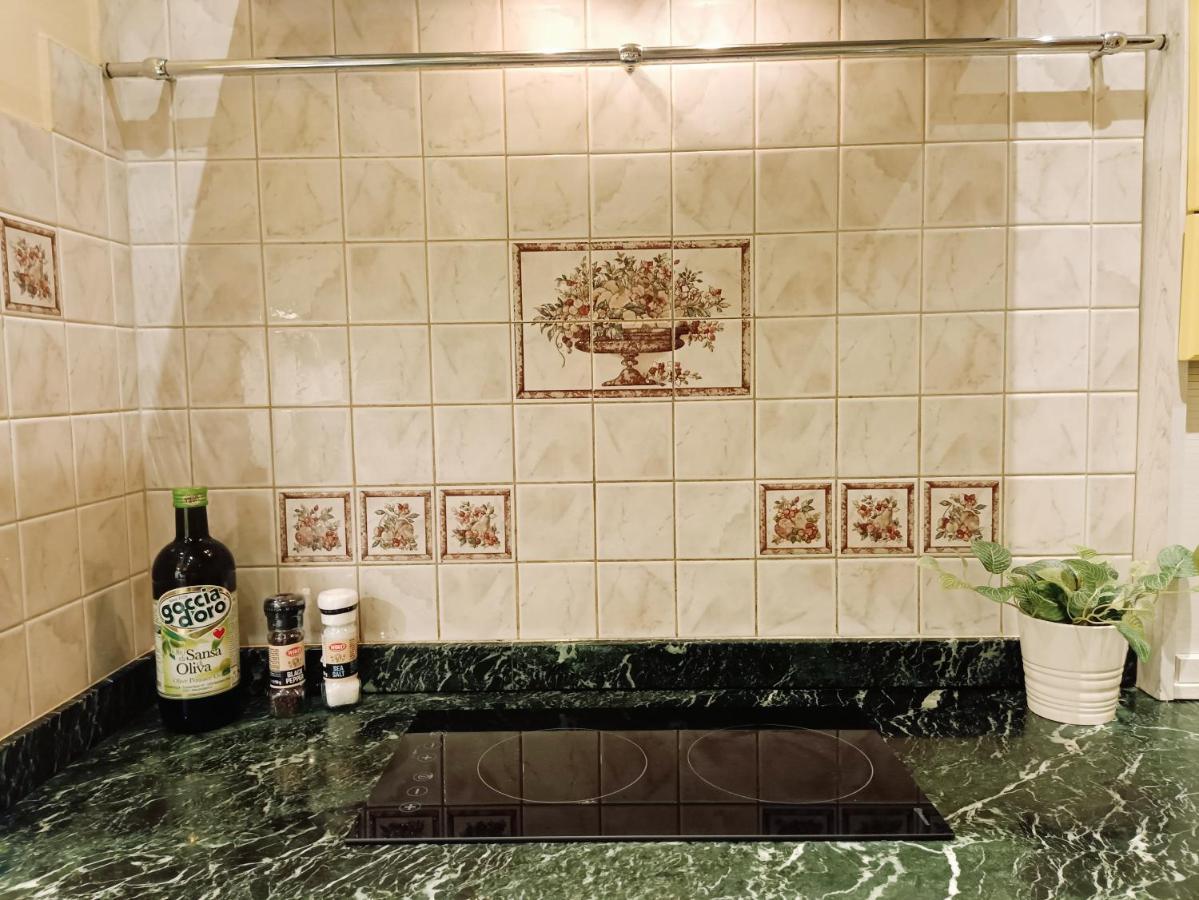 Riverside Old Town Spacious One Bedroom Few Steps From Dome Square And Cathedral Апартаменты