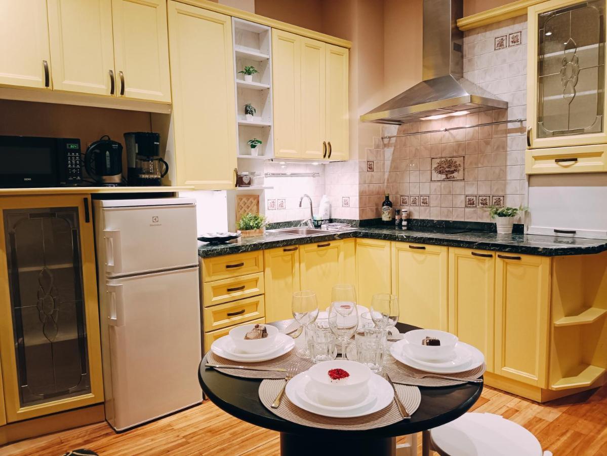 Riverside Old Town Spacious One Bedroom Few Steps From Dome Square And Cathedral *