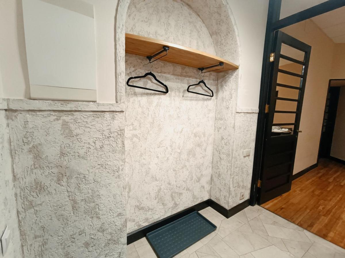 Riverside Old Town Spacious One Bedroom Few Steps From Dome Square And Cathedral Апартаменты *