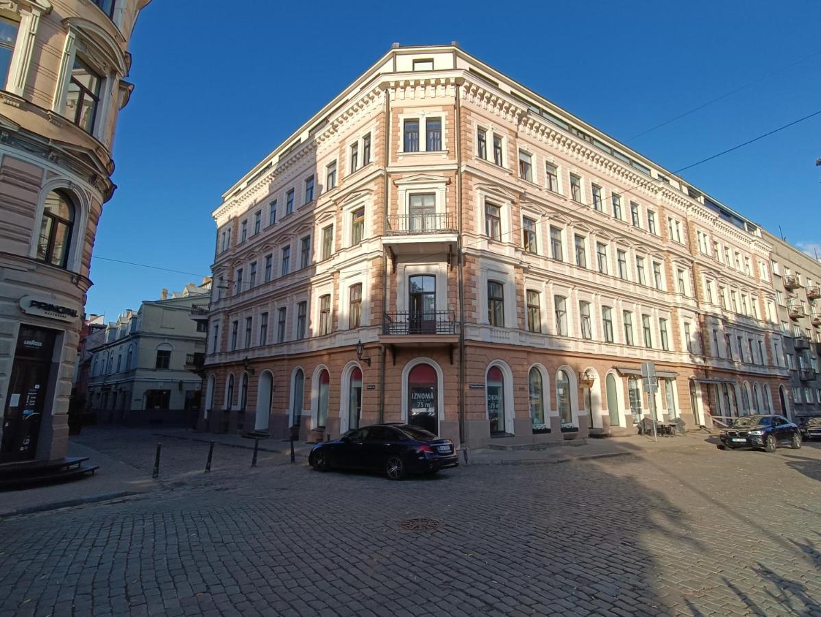 Riverside Old Town Spacious One Bedroom Few Steps From Dome Square And Cathedral Апартаменты Рига