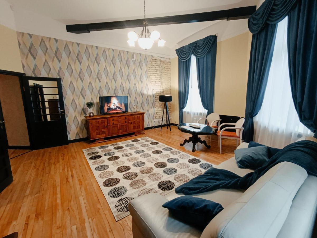 Riverside Old Town Spacious One Bedroom Few Steps From Dome Square And Cathedral Leilighet *